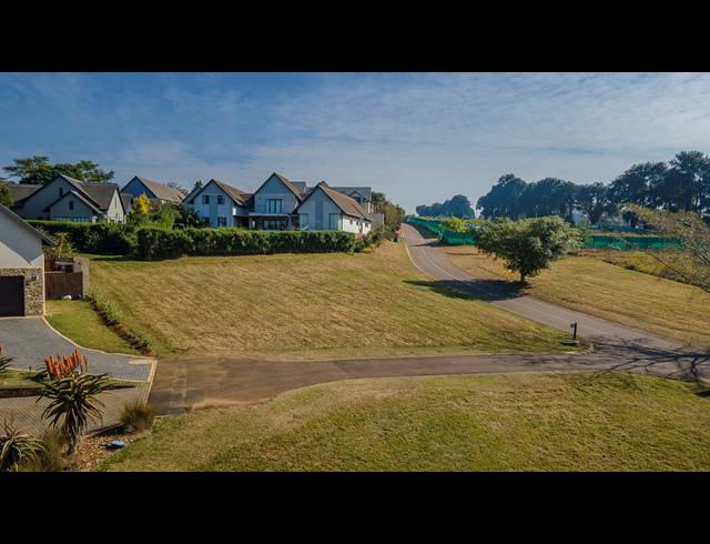 914M² VACANT LAND FOR SALE IN COTSWOLD DOWNS GOLF & COUNTRY ESTATE